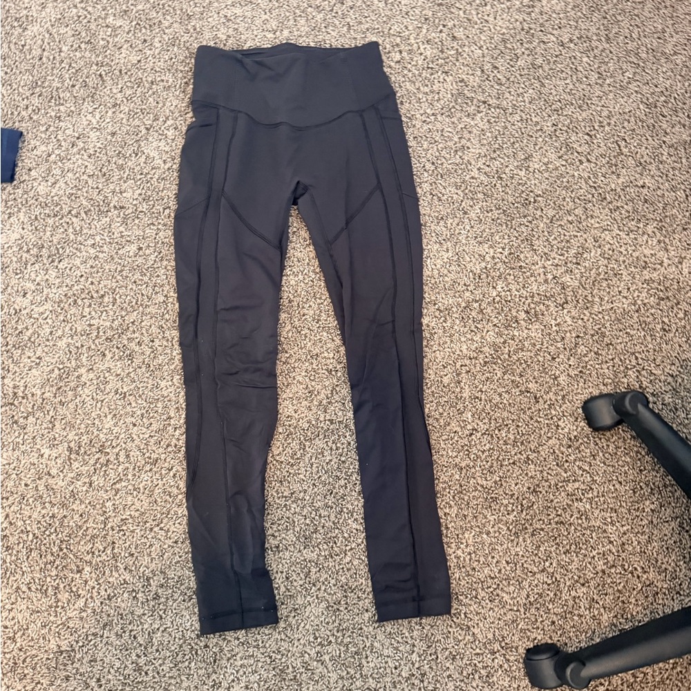 lululemon athletica Black Leggings with pockets 28”